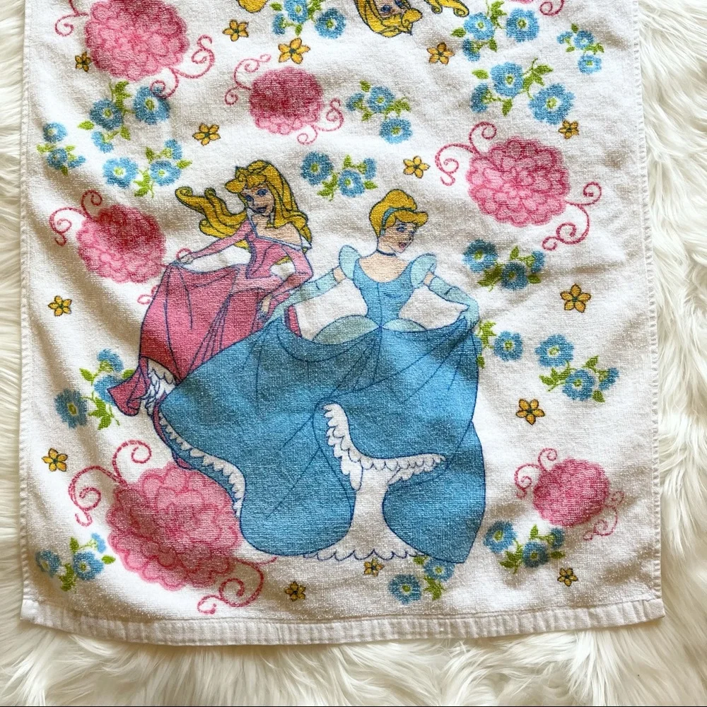 Vintage Disney Princess Child’s Bath Towel